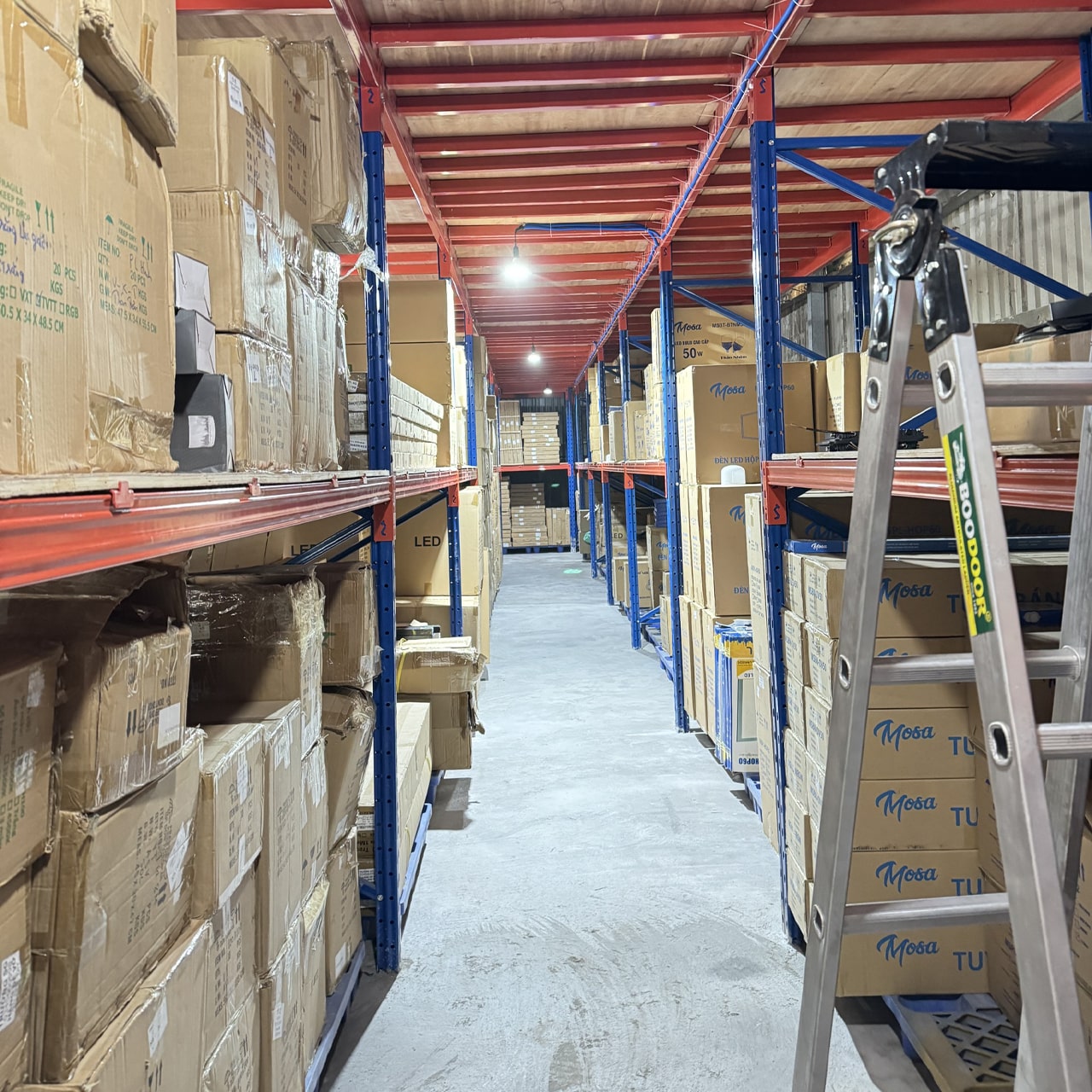 LED PANEL 600X600 48W 185K BH 2 NĂM