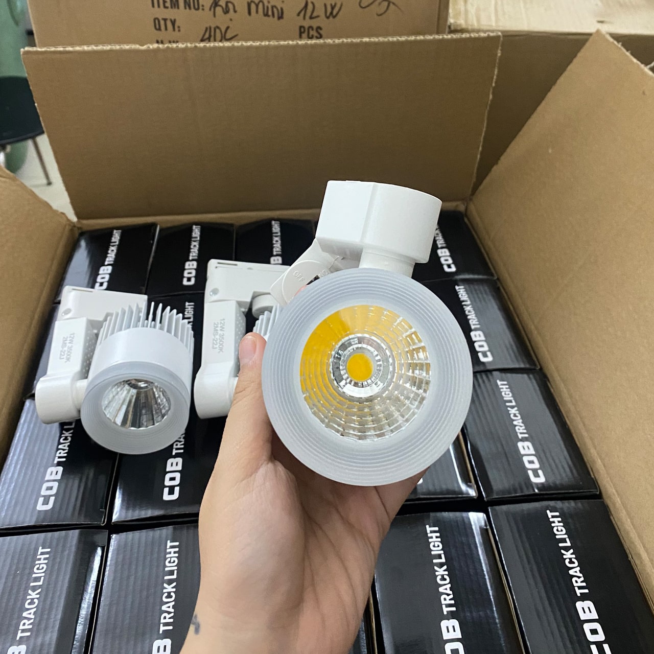 ĐÈN RỌI THANH RAY MINI 12w