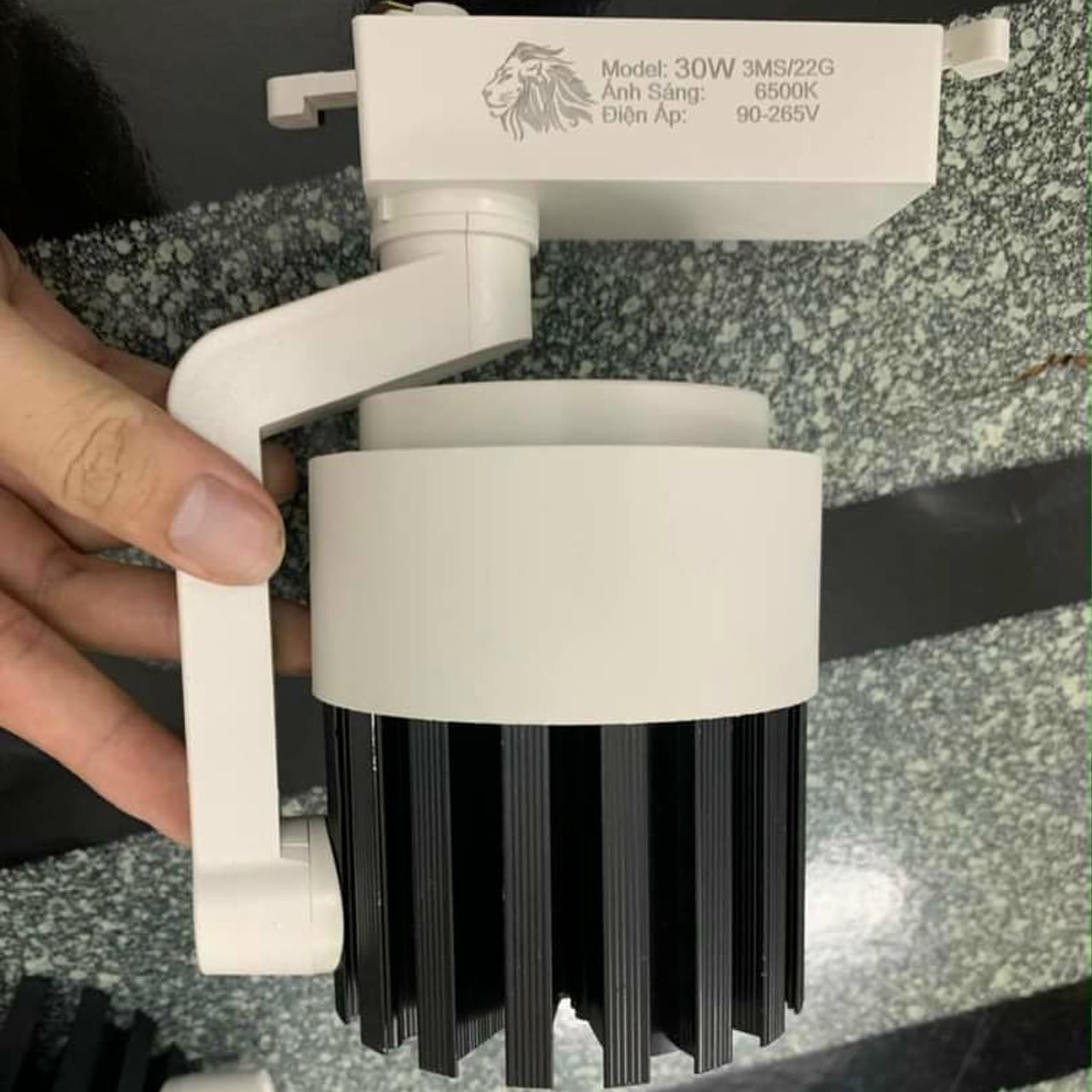ĐÈN RỌI THANH RAY KHUỶU COB 30W