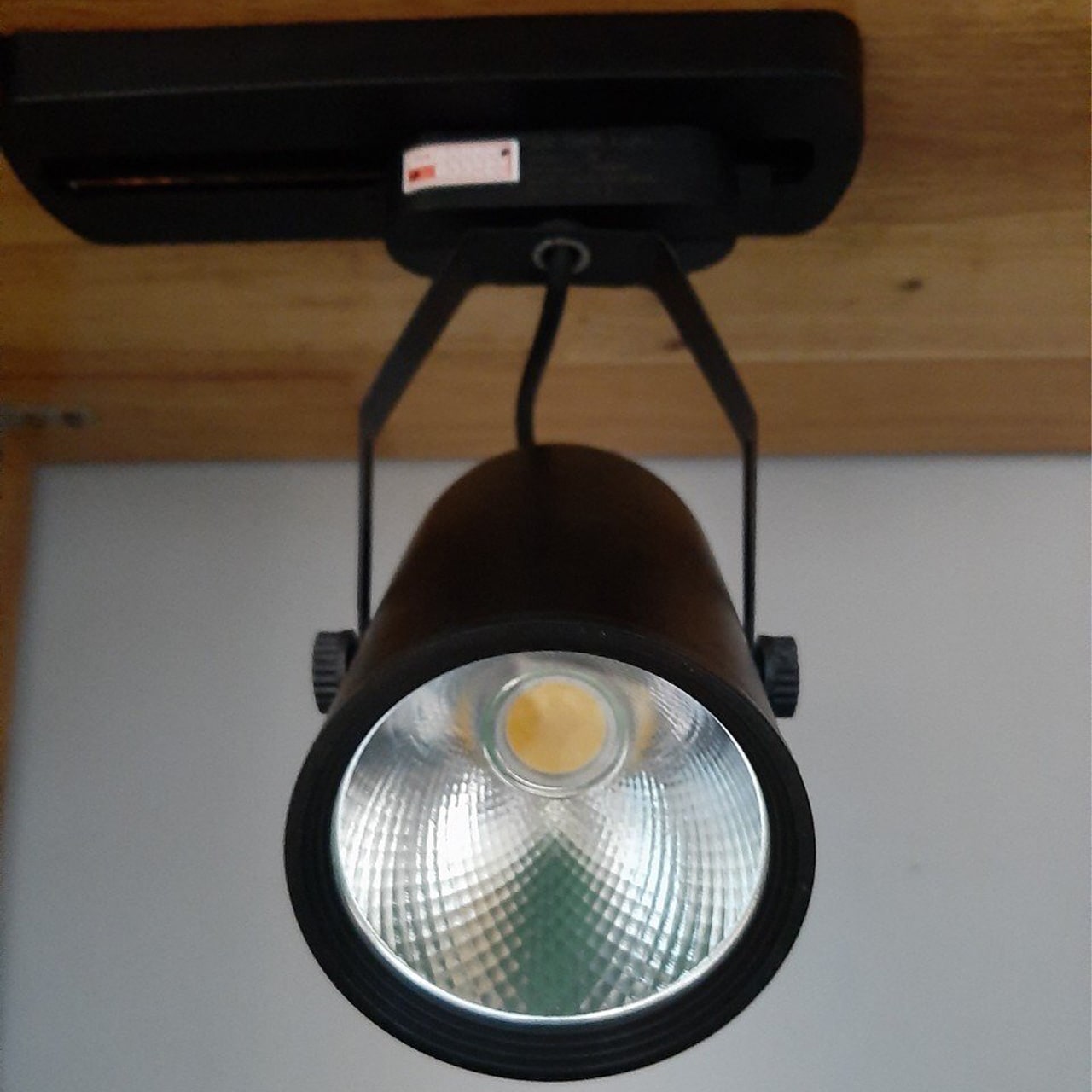 ĐÈN RỌI THANH RAY MẮT COB 10W