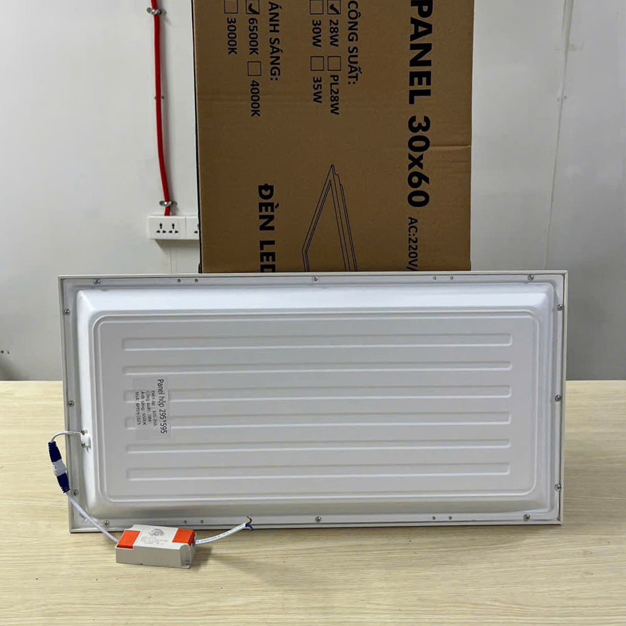 Led panel 300x600 28w